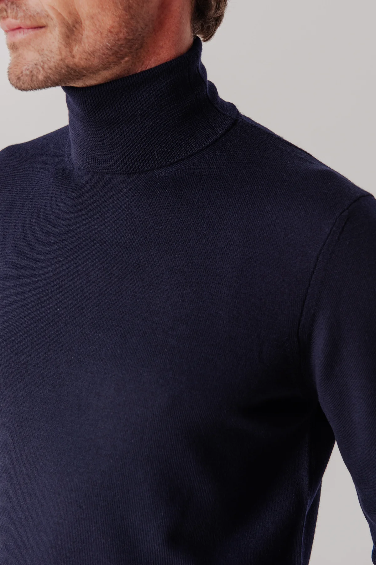 Pull Archibald en laine merinos marine – Image 2