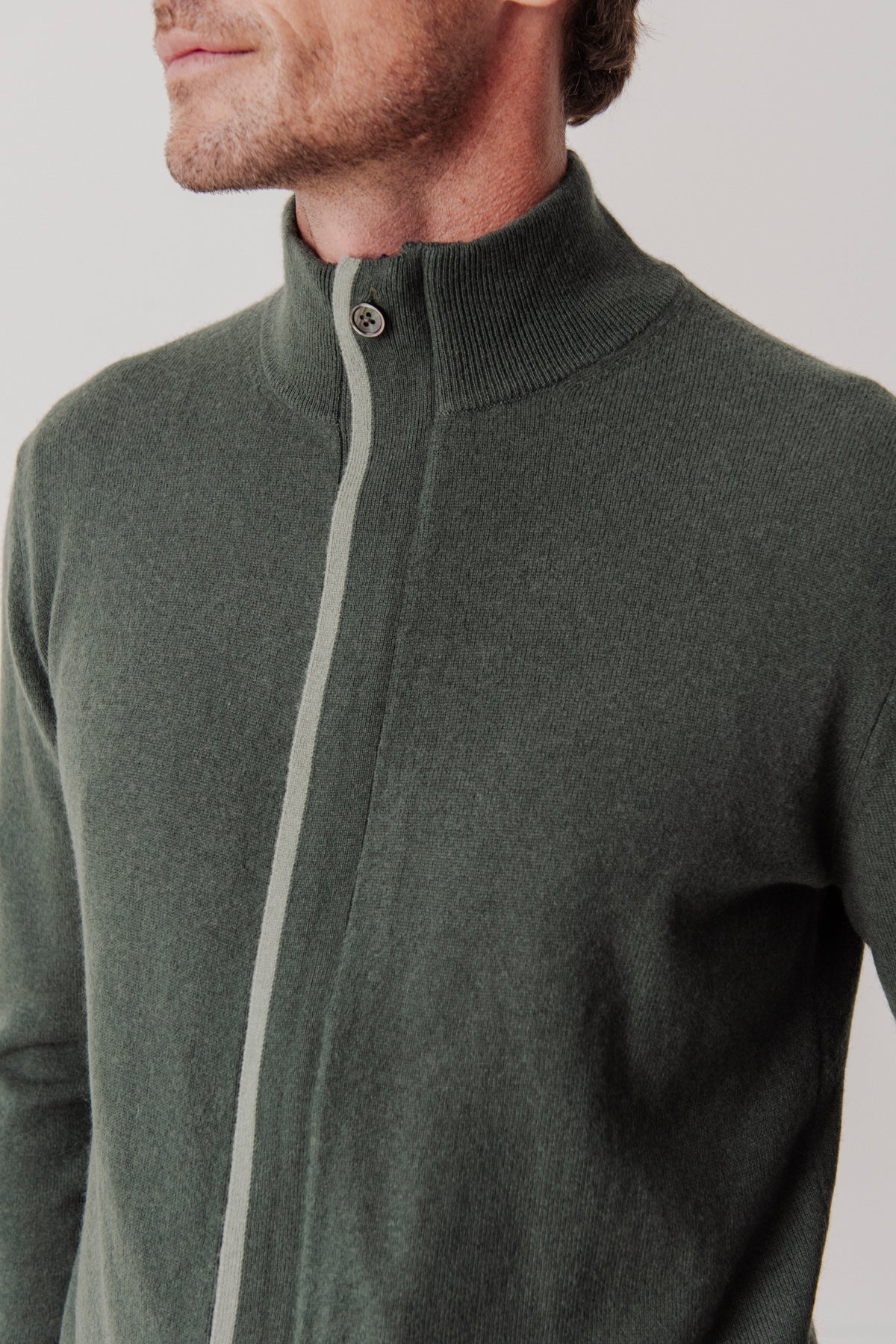 Cardigan Philip en laine et cachemire vert – Image 2